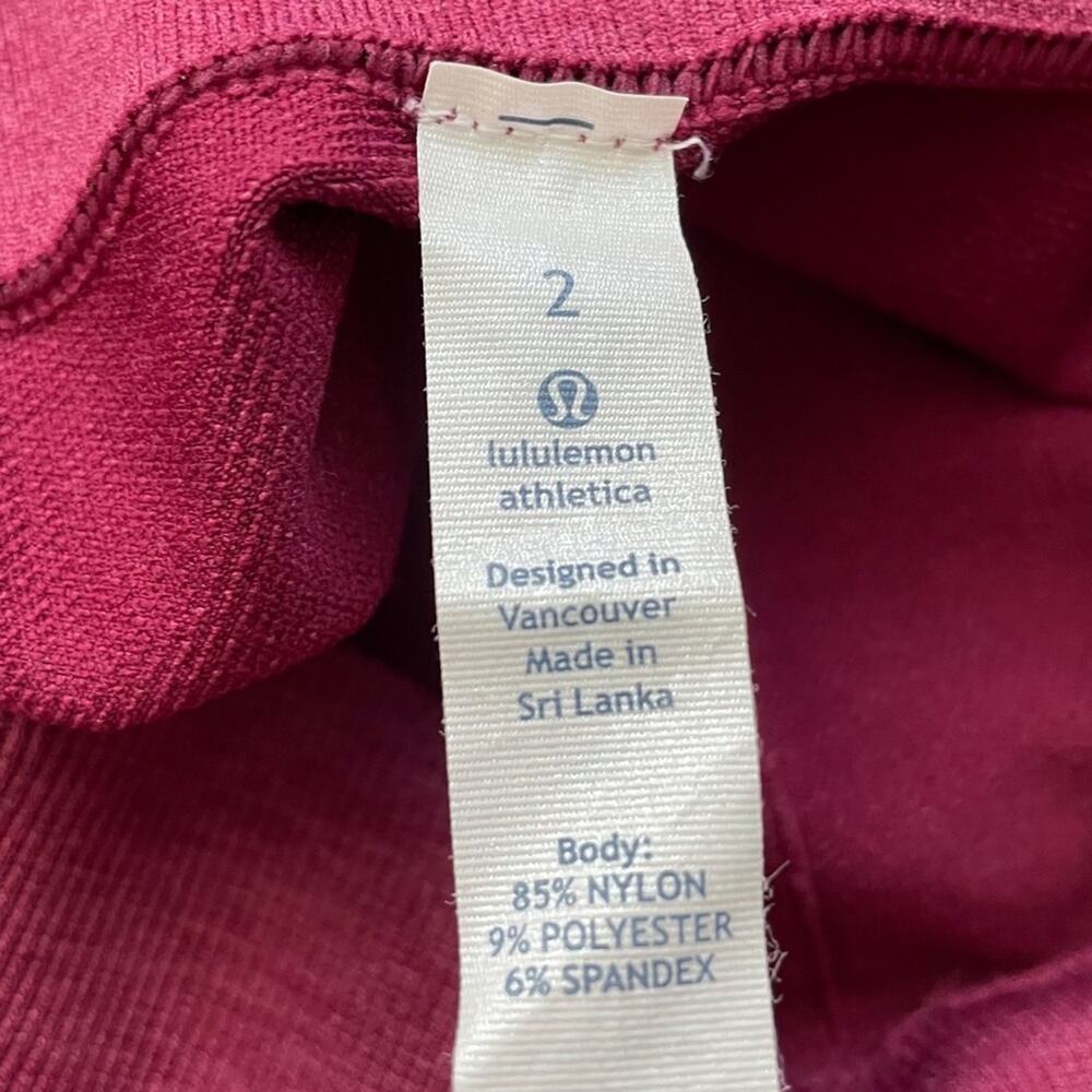 lululemon Capri Workout Pants Sz 2 - Picture 3 of 5